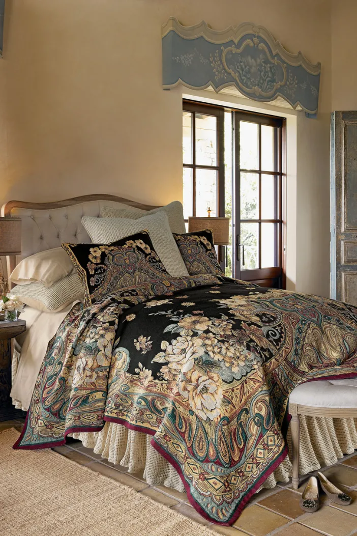Soft Surroundings Bedding|Ariya Tapestry Coverlet Multi