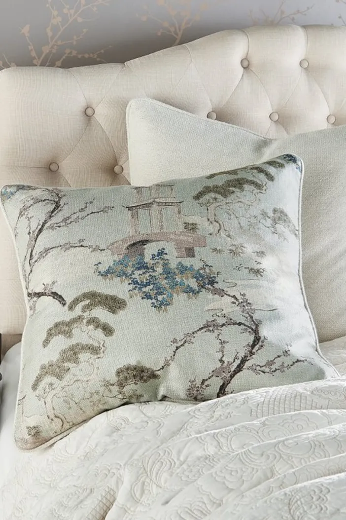 Soft Surroundings Bedding|Daria Euro Sham Flax
