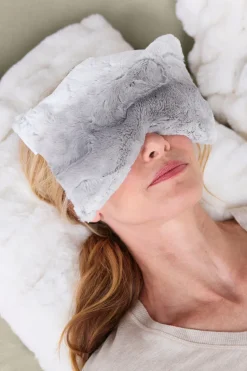 Soft Surroundings Beauty|Lavender Spa Eye Mask White/Silver