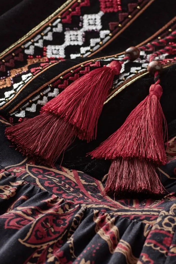 Soft Surroundings Dresses|Quinn Maxi Dress FlowingPaisleyBlack+Red