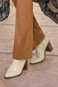 Soft Surroundings Shoes|Seychelles Hold Me Down Bootie