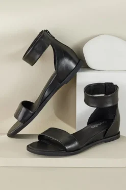 Soft Surroundings Shoes|Seychelles Honeysuckle Sandal